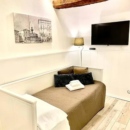 アパート Mini Flat