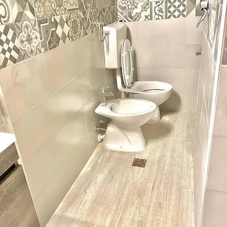 Mini Flat * Περούτζια